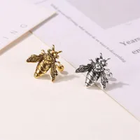 New Fashion Retro Distressed Metal Bee Earrings U-shaped Single Insect Ear Bone Clip main image 2