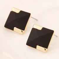 Korean Fashion Sweet Ol Metal Black Square Earrings  Nihaowholesale Wholesale main image 1