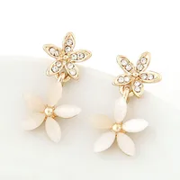 Boutique Korean Fashion Sweet Flash Diamond Flower Opal Temperament Earrings sku image 1