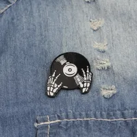 Fashion Geometric Alloy Stoving Varnish No Inlaid Unisex Brooches main image 2