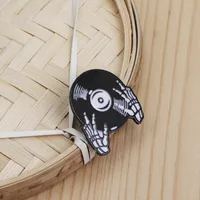 Fashion Geometric Alloy Stoving Varnish No Inlaid Unisex Brooches main image 4