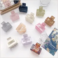 Medium-sized Hair Clip Korean Elegant Back Head Acrylic Hair Clip Acetate Hair Accessories Wholesale Nihaowholesale main image 1