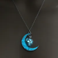 Fashion Hot Sale Moon Represents My Heart Luminous Necklace Heart Pendant Wholesale Nihaowholesale sku image 1