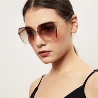 Retro Women's Sunglasses main image 1