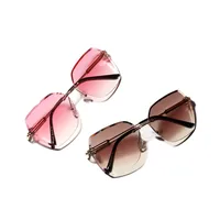 Retro Women's Sunglasses main image 2