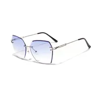 Retro Women's Sunglasses main image 3