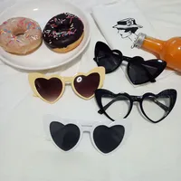 Elegant Heart Shape Resin Special-Shaped Mirror Clubmaster Full Frame Women's Sunglasses main image 1