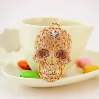 Korean Diamond-studded Crystal Skull Metal Pendant Men's Car Keychain main image 2