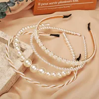 Hot Selling Faux Pearl Headband Creative Retro Fashion Pearl Headband main image 1