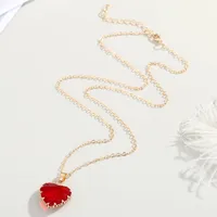 Fashion Round Artificial Crystal Pendant Necklace main image 3