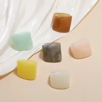Korean Retro Resin Niche Design Index Finger Ring Fashion Temperament Simple Trend Acrylic Ring main image 2