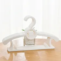 Simple Geometric Retractable Plastic Drying Rack Clothes Hanger sku image 1