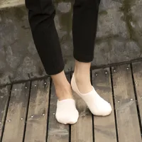 Japan And South Korea New Casual Ladies Shallow Mouth Non-slip Invisible Pure Color Boat Socks Wholesale main image 3