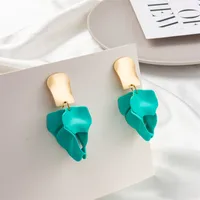 Creative Acrylic Rose Petal Earrings Fashion Earrings sku image 2