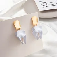 Creative Acrylic Rose Petal Earrings Fashion Earrings sku image 3