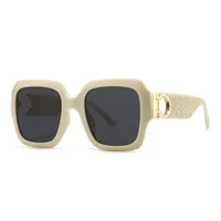 Fashion Women's Sunglasses main image 3