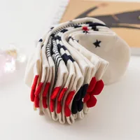 Socks Female Back Heel Small Heart Design Cotton Short Women's Socks main image 4