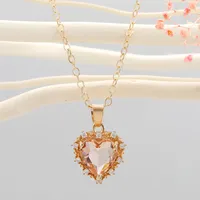 Simple Heart-shaped Pendant Crystal Necklace main image 4