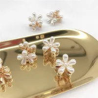 Korean Fashion Pearl Flower Hairpin main image 3