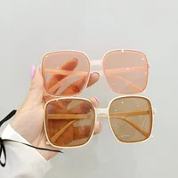 Fashion Resin Women's Sunglasses main image 1