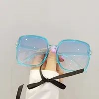 Fashion Resin Women's Sunglasses sku image 1