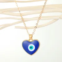 Fashion Peach Heart Round Devil's Eye Pendant Resin Necklace main image 3