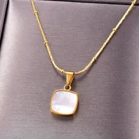 Wholesale Jewelry Heart 304 Stainless Steel Titanium Steel Shell 18K Gold Plated Inlaid Gold Necklace main image 4