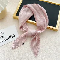 Nihaowholesale Wholesale Simple Fold Solid Color Small Square Scarf main image 4
