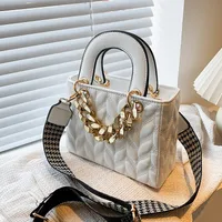 Thick Chain Rhombus Messenger Portable Square Bag Wholesale Nihaowholesale main image 1
