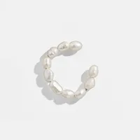 Wholesale Jewelry Retro C Shape Alloy Artificial Gemstones Inlaid Pearls Earrings sku image 3