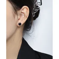 Fashion Geometric Round Micro-inlaid Black Agate S925 Sterling Silver Earrings main image 4