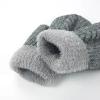 Unisex Fashion Color Block Knit Warm Plush Gloves 1 Pair main image 3