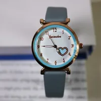 Fashion Heart Shape Buckle Quartz Women's Watches main image 3