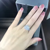 New Classic Women's Micro-encrusted Zircon Copper Wedding Ring Hand Jewelry Wholesale main image 4