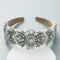Baroque Silver Diamond Flower Geometric Inlaid Pearl Wide Headband main image 2