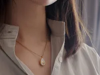 Wholesale Jewelry Heart 304 Stainless Steel Titanium Steel Shell 18K Gold Plated Inlaid Shell Inlaid Gold Necklace main image 5