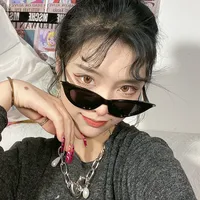 New Fashion Small Frame Cat Eye Sunglasses Female main image 3
