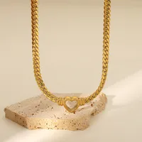 Wholesale Jewelry Retro Heart Shape 201 Stainless Steel 304 Stainless Steel Gold Plated Pendant Necklace main image 4