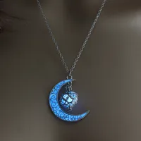 Fashion Hot Sale Moon Represents My Heart Luminous Necklace Heart Pendant Wholesale Nihaowholesale sku image 4