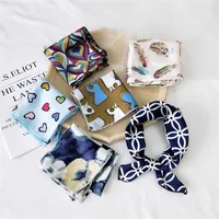 Women's Sweet Polka Dots Heart Shape Polyester Printing Silk Scarves main image 5