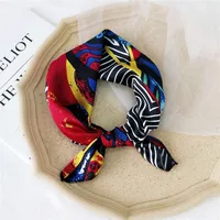Women's Sweet Polka Dots Heart Shape Polyester Printing Silk Scarves sku image 3