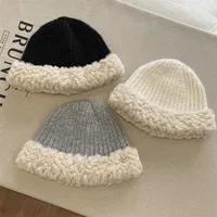 Women's Cute Retro Sweet Solid Color Eaveless Wool Cap main image 1