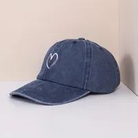 Unisex Basic Retro Simple Style Heart Shape Printing Curved Eaves Baseball Cap main image 7