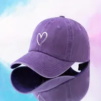 Unisex Basic Retro Simple Style Heart Shape Printing Curved Eaves Baseball Cap main image 8