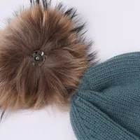 Women's Basic Simple Style Solid Color Pom Poms Eaveless Wool Cap main image 5
