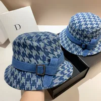 Women's Retro Streetwear Houndstooth Wide Eaves Bucket Hat main image 5