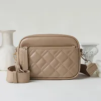 Women's Medium Pu Leather Solid Color Lingge Basic Classic Style Square Zipper Shoulder Bag Crossbody Bag Square Bag sku image 1