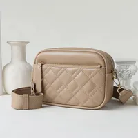 Women's Medium Pu Leather Solid Color Lingge Basic Classic Style Square Zipper Shoulder Bag Crossbody Bag Square Bag main image 3
