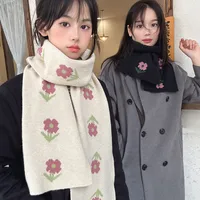 Women's Cute Sweet Flower Acrylic Scarf main image 1