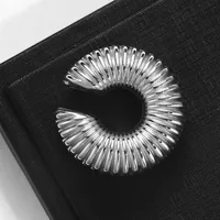 1 Piece Retro Punk Simple Style Solid Color Polishing 304 Stainless Steel Non-Electroplating Ear Cuffs main image 6